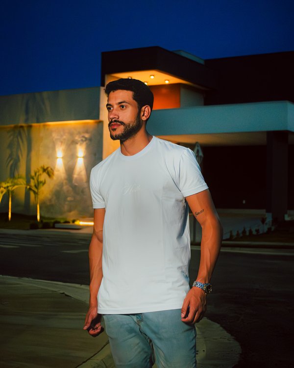 Camisetas da marca Hustle Culture, criada por Arthur Moitinho em Irecê