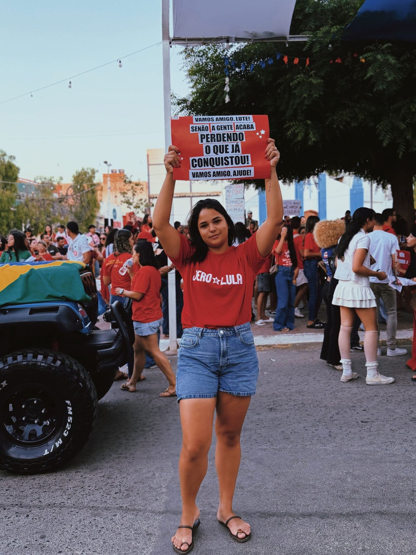 Ato pró-Lula em Irecê mobiliza juventude e movimentos sociais nas ruas do centro
