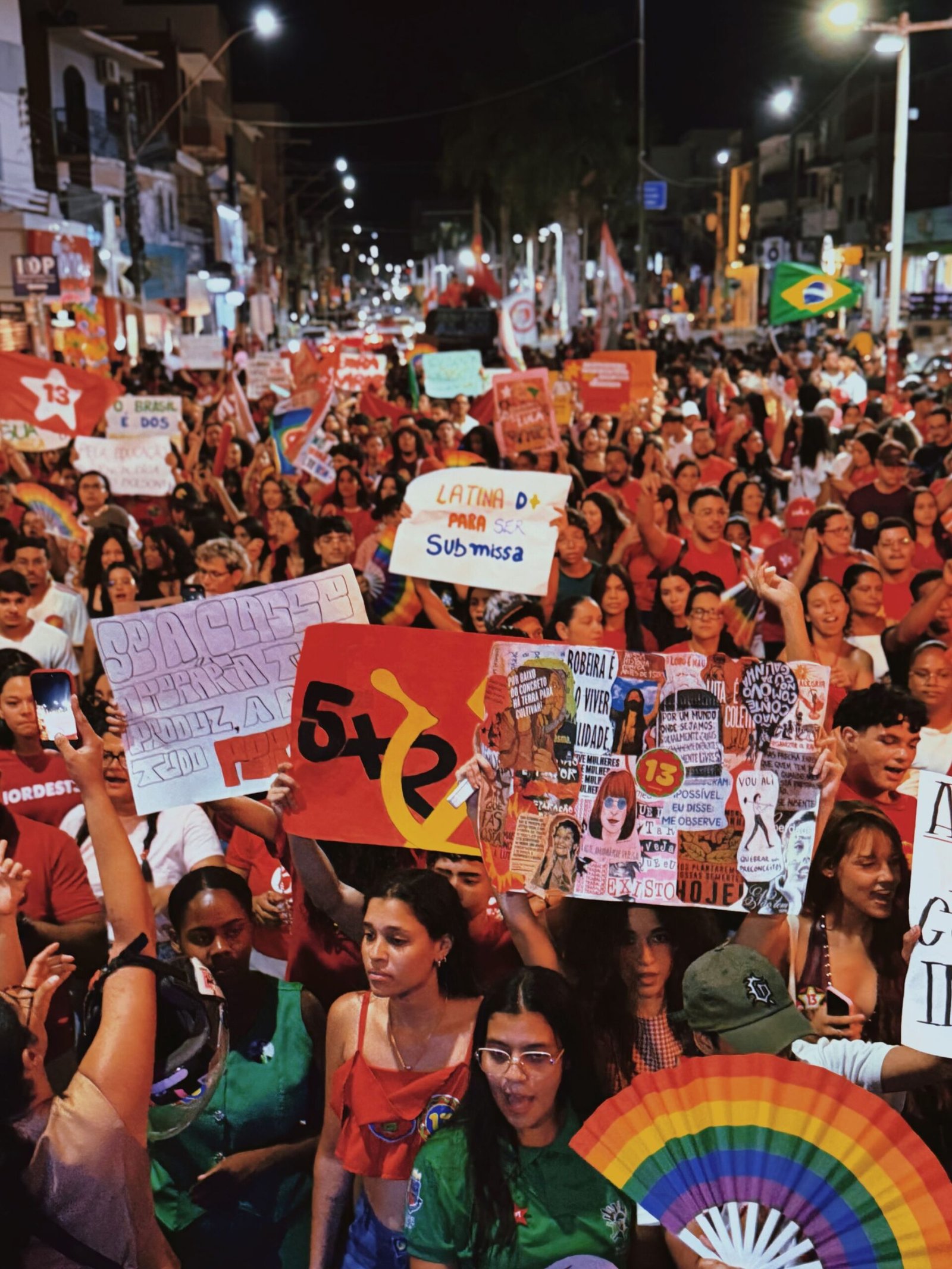 Ato pró-Lula em Irecê mobiliza juventude e movimentos sociais nas ruas do centro