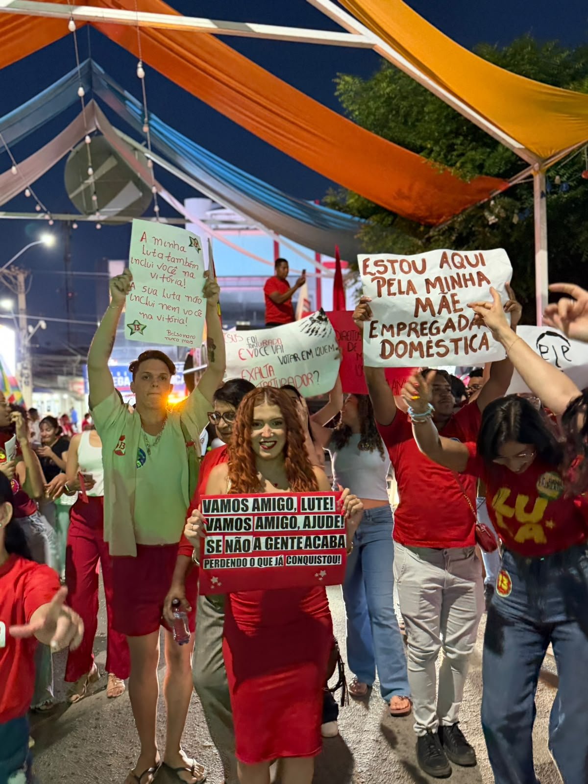 Ato pró-Lula em Irecê mobiliza juventude e movimentos sociais nas ruas do centro
