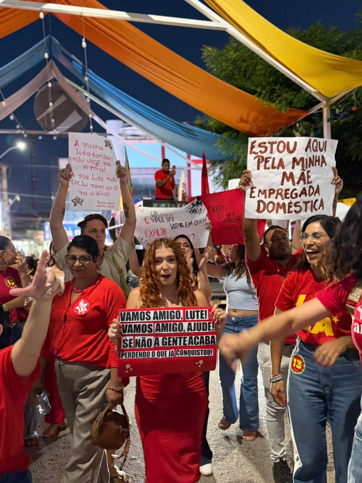 Ato pró-Lula em Irecê mobiliza juventude e movimentos sociais nas ruas do centro